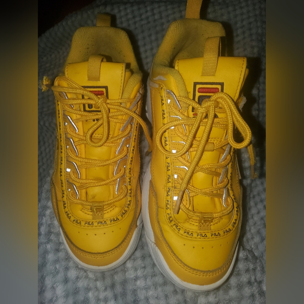 FILA Disruptor 2 Premium Repeat 3FM00658-743 Canary Yellow White Kids Size 6.5